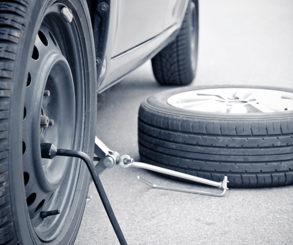 Peachtree City Towing Tire change